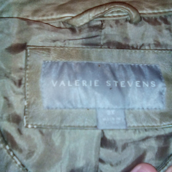 Jacket - Picture 2 of 3